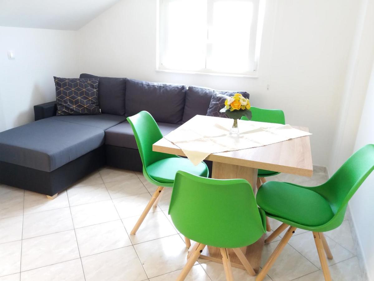 Apartmani Lana Brodarica  Dış mekan fotoğraf